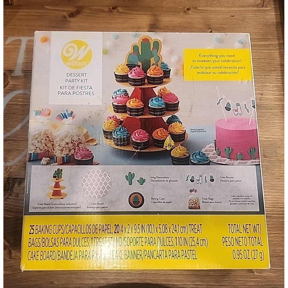 NEW Wiltonโ Party Dessert Kit, Cactus